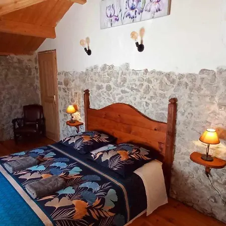 Les Du Couvent * Nozieres (Ardeche)