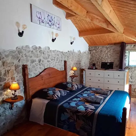 Tatil Evi Les Du Couvent Nozieres (Ardeche)